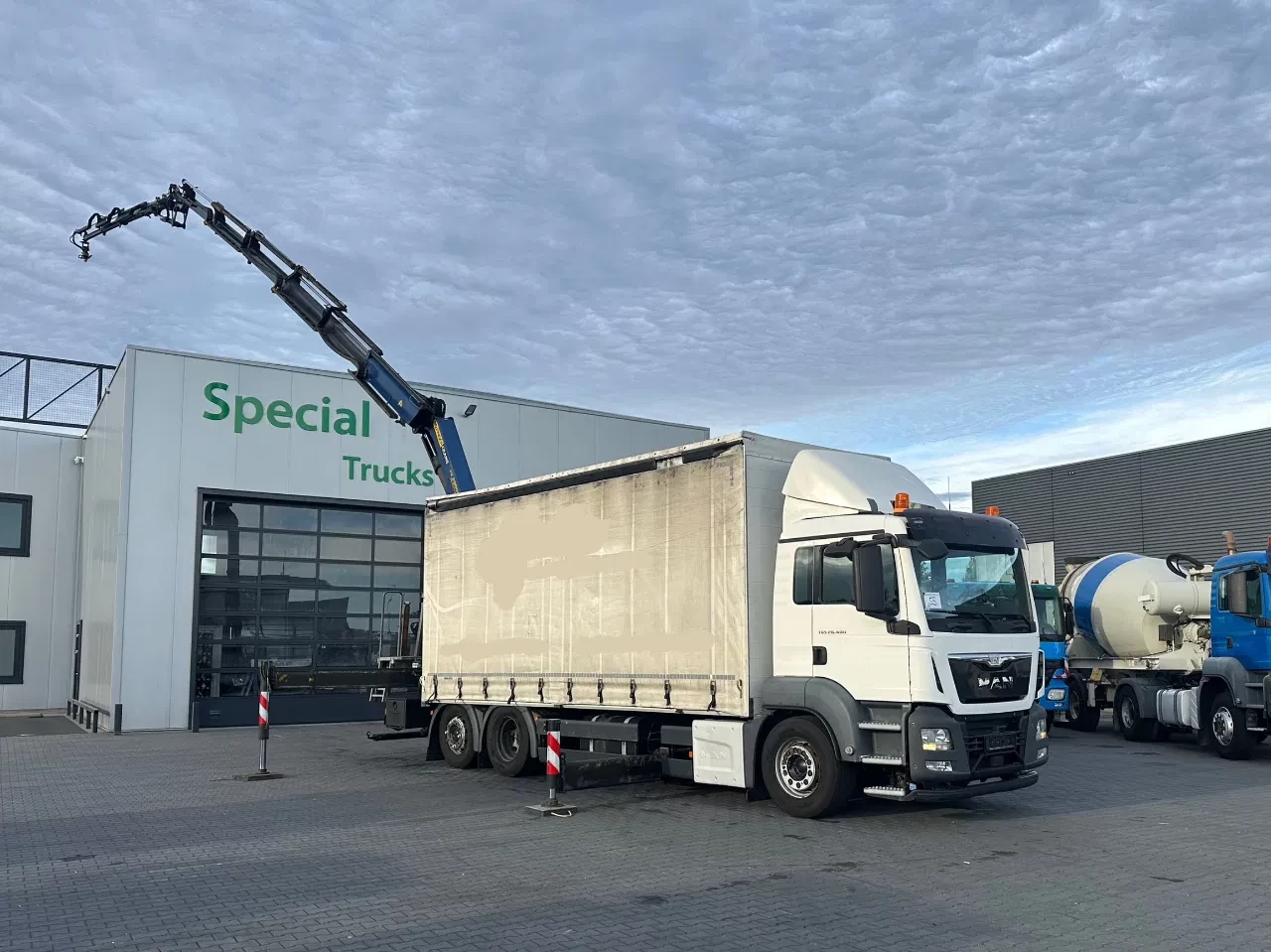 MAN TGS 2017 - 26.400 6X2-4 LL / Euro 6 / Only 275058km / Palfinger PK29002 D / PJ 060 B afbeelding 1
