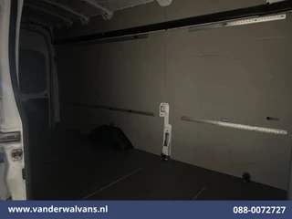 Ford Transit 2023 - 2.0 TDCI 131pk L4H3 Jumbo Euro6 Airco | Camera | Cruisecontrol | Verwarmde voorruit image 12