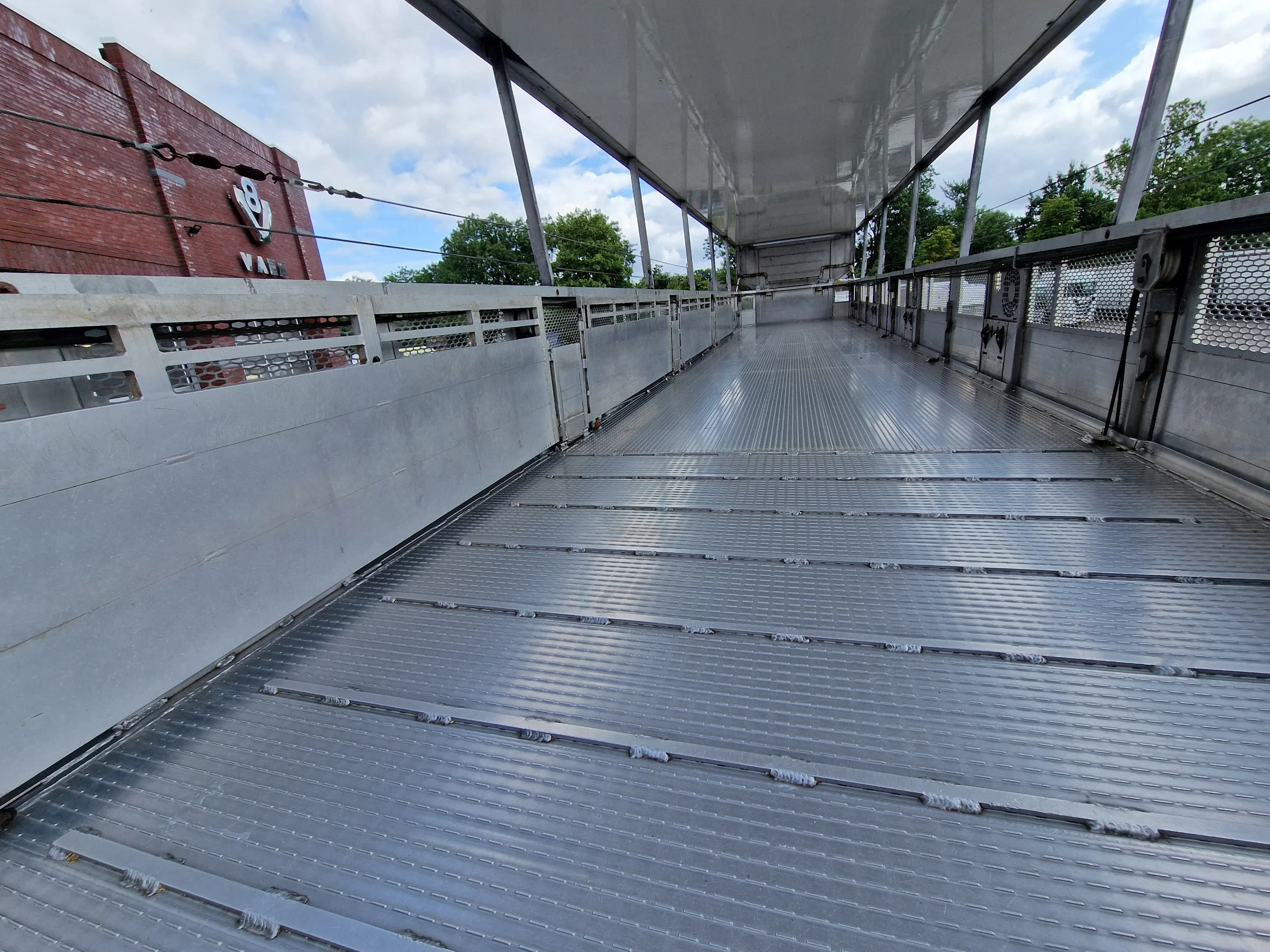 CUPPERS 2013 - 4 stock - new TUV - type 2 - lifting floors - lift / ramp afbeelding 30