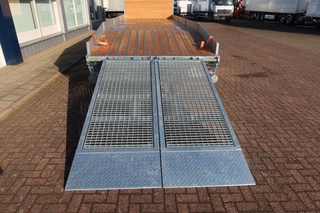 DAF XF 450 2021 - 6x2 Oprijwagen vloerhoogte 100 cm + 2x  bed + lift as afbeelding 4
