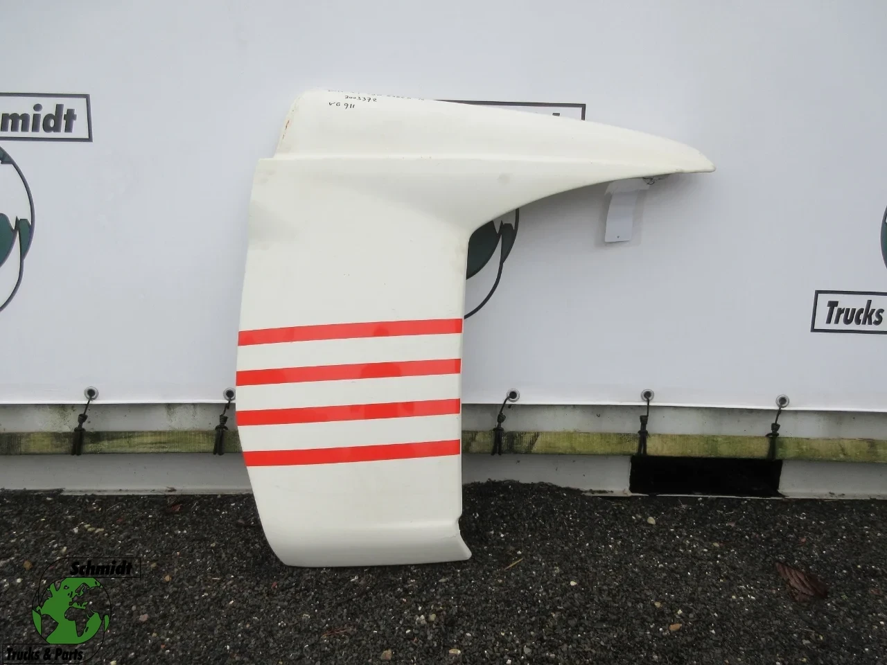 DAF XF 450 - 2003372 FENDER SPOILER RECHTS EURO 6 afbeelding 1