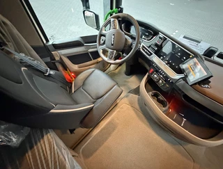 DAF XG+ 2026 - 530  FAR  6X2 50 CC COMI  CARRIER TRS ICELAND   2x LIFT   BRAND NEW imagen 9