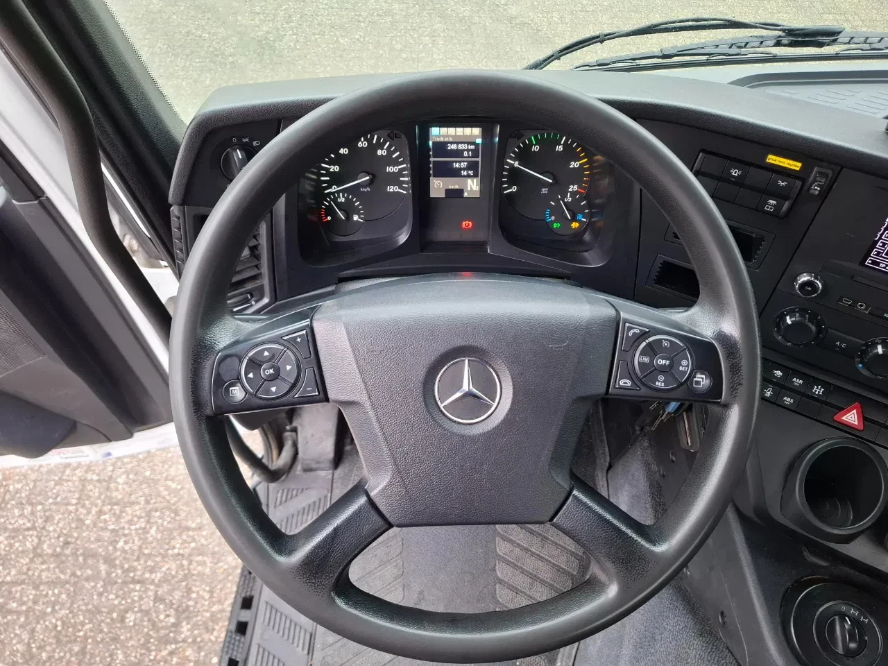 Mercedes-Benz Arocs 2640 2017 - / 6X4 / BOG AXLE / FULL-STEEL / HIAB X-HIDUO 188 B-3 / ROTATOR / REMOTE / PALLETHOOK / EURO-6 / 2017 afbeelding 23