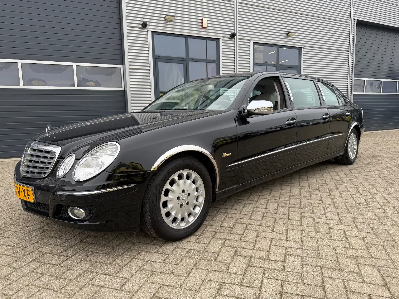 Mercedes-Benz E-Class 2007 - 200 Kompressor Limousine 8 Persoons Automaat Airco Cruisecontrol 93000KM obrázek 4