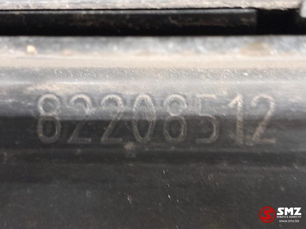 Volvo 2015 - Occ bovenste traptrede grille Volvo obrázek 3