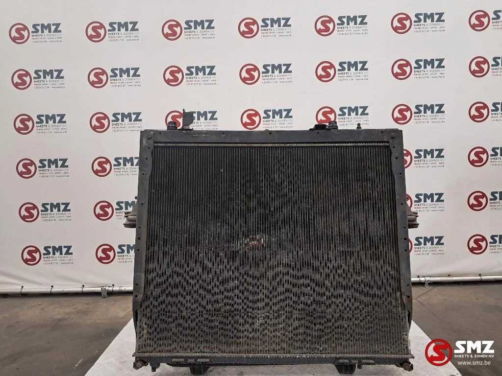 MAN 2018 - Occ radiator D2066 MAN afbeelding 2