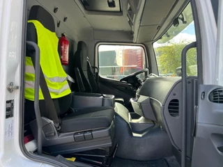 Mercedes-Benz Atego 2016 - 1324 / Closed Box / Euro 6 obrazek 10
