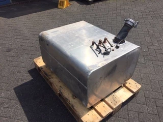 Diverse N/A - FUEL TANK 270 LTR image 3