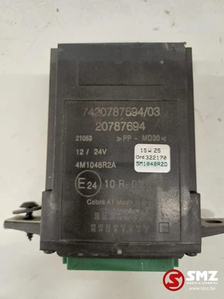 Renault N/A 2016 - Occ ECU centrale vergrendeling regeleenheid Renaul obrazek 5