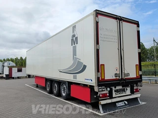 Schmitz Cargobull scb*s3b MET SCHADE Luchtvering 2016 Bild 2 Miniaturansicht