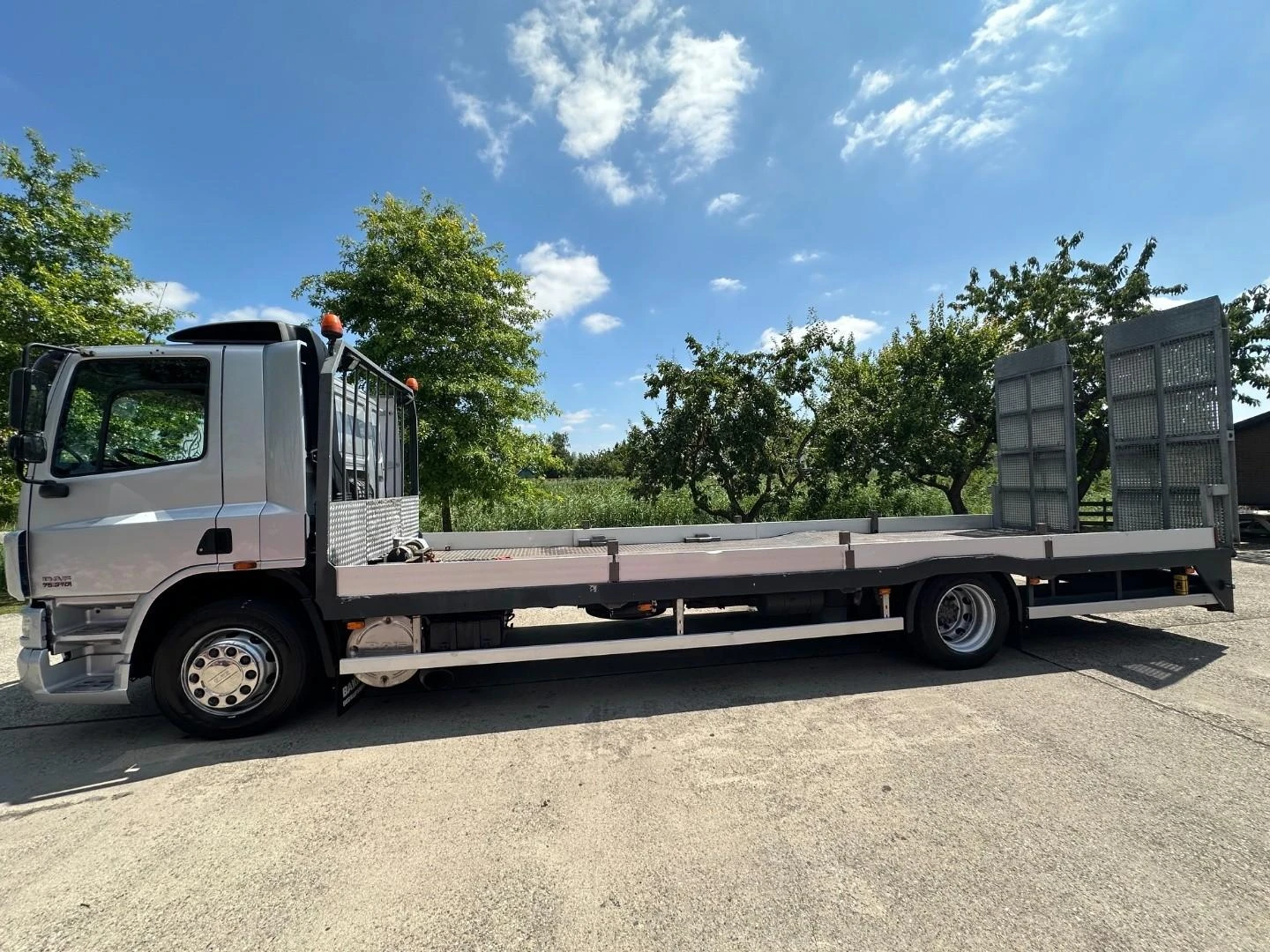 DAF CF75.310 2003 zdjęcie 2