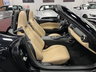 Mazda MX-5 2018 - ND Roadster 1.5 SkyActiv-G 131PK Sakura Limited Bose Leder PDC Apple CarPlay bild 48