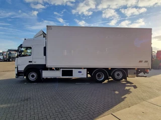 Volvo FM 2016 - 13.460 Globetrotter 6x2*4 - Frigo Carrier Supra 1150 U MT - Zepro loadlift - Steering axle bild 4