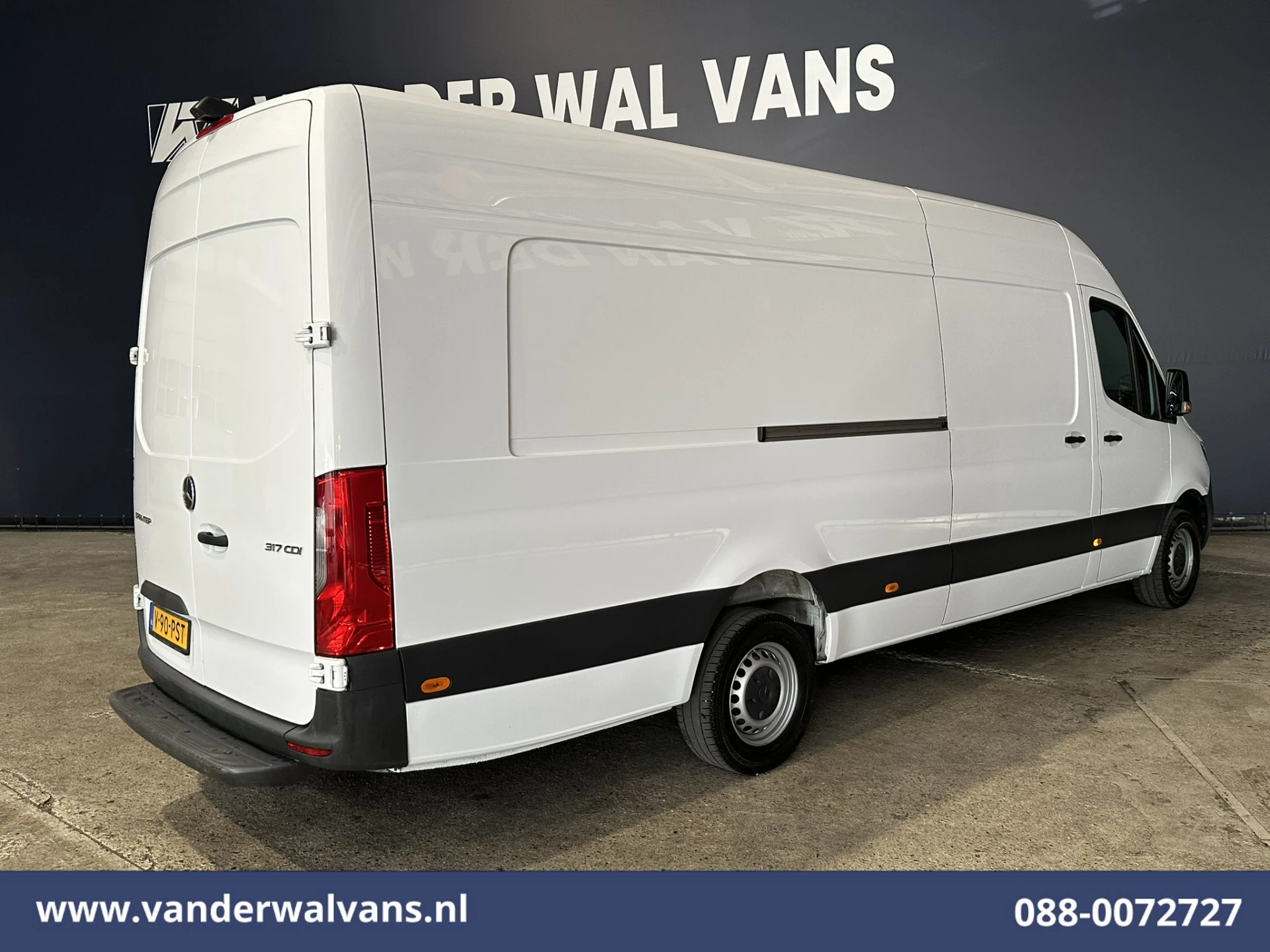 Mercedes-Benz Sprinter 2022 - 317 CDI 170pk L4H2 Supermaxi Euro6 Airco | Camera | Apple Carplay | Android Auto immagine 10