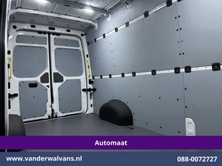Volkswagen Crafter 2022 - 2.0 TDI 140pk Automaat L4H3 L3H2 Euro6 Airco | Camera | Apple Carplay image 13