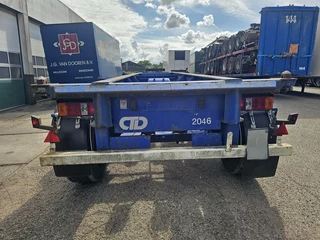 MKF METALLBAU CS 20 -20 FOOT- CONTAINER CHASSIS -HEAVY DUTY- BPW DRUM -STEEL SUSPENSION- GOOD QUALITY. 2007 obrázek 3 náhled