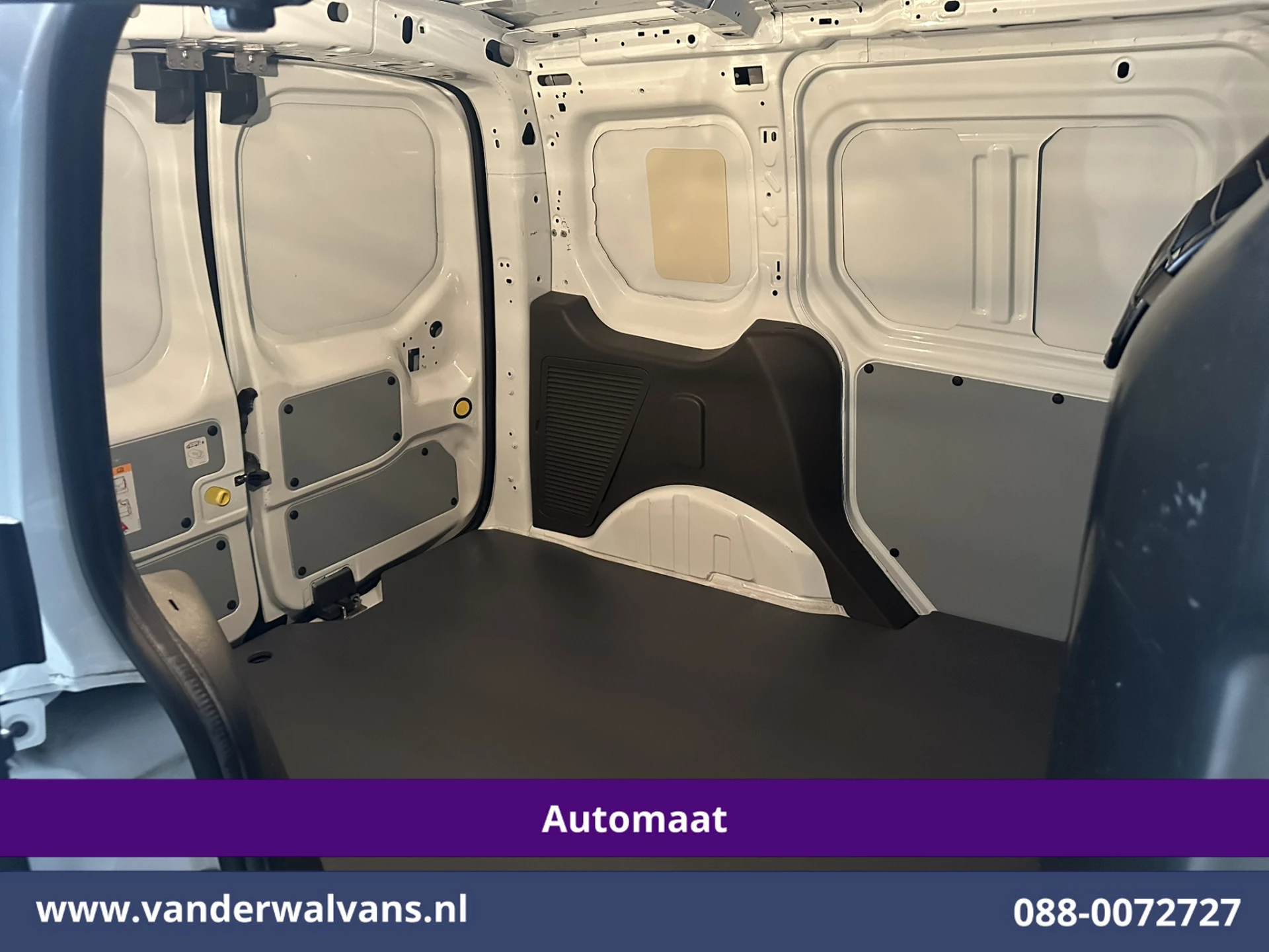 Ford Transit Connect 2022 - 1.5 EcoBlue 100pk Automaat L1H1 Euro6 Airco | Navigatie | Camera | Cruisecontrol image 14