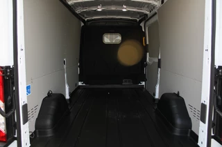 Ford Transit 2024 - 350 2.0 TDCI L3H2 Trend MHEV 170pk Trend - Navigatie - Blind Spot - Adaptive cruise - Camera - 270gr deuren - Trekhaak - Rijklaar image 5