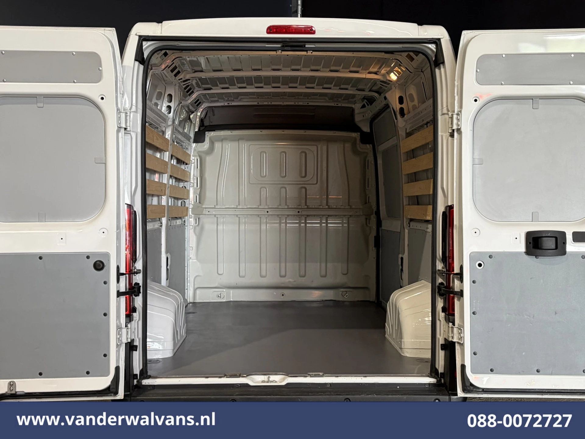 Opel Movano 2023 - 2.2D 120pk L2H2 Euro6 Airco | 2500kg Trekhaak | Apple Carplay | Cruisecontrol Android Auto | Bijrijdersbank image 10