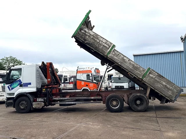 Renault Premium 385 1997 - .26G 6x2 PALFINGER / KIPPER (MECHANICAL PUMP / EURO 2 / 10 TIRES / ZF16 MANUAL GEARBOX / P.T.O. / ETC.) afbeelding 5