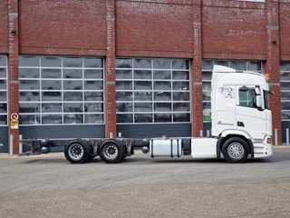 Scania R 2019 - R580 V8 NGS 6x4 chassis - Retarder - 4.75 WB - Full air - Leather - Led - Navi immagine 8