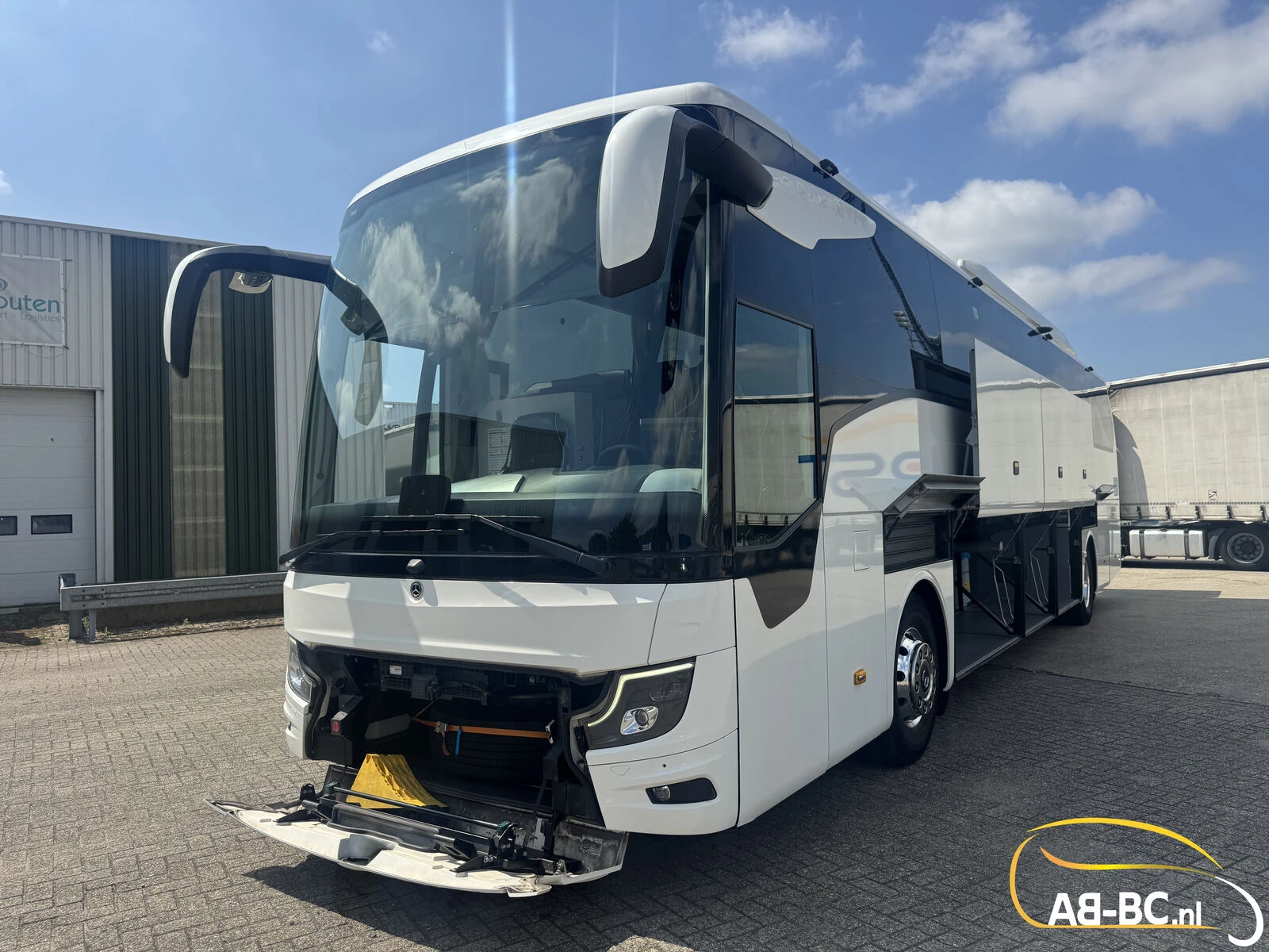 Mercedes-Benz Tourismo RHD 2023 afbeelding 12