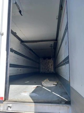 Schmitz Cargobull Schmitz Cargobull PRICES FROM €6950 TO €8950 2012 - N/A zdjecie 6