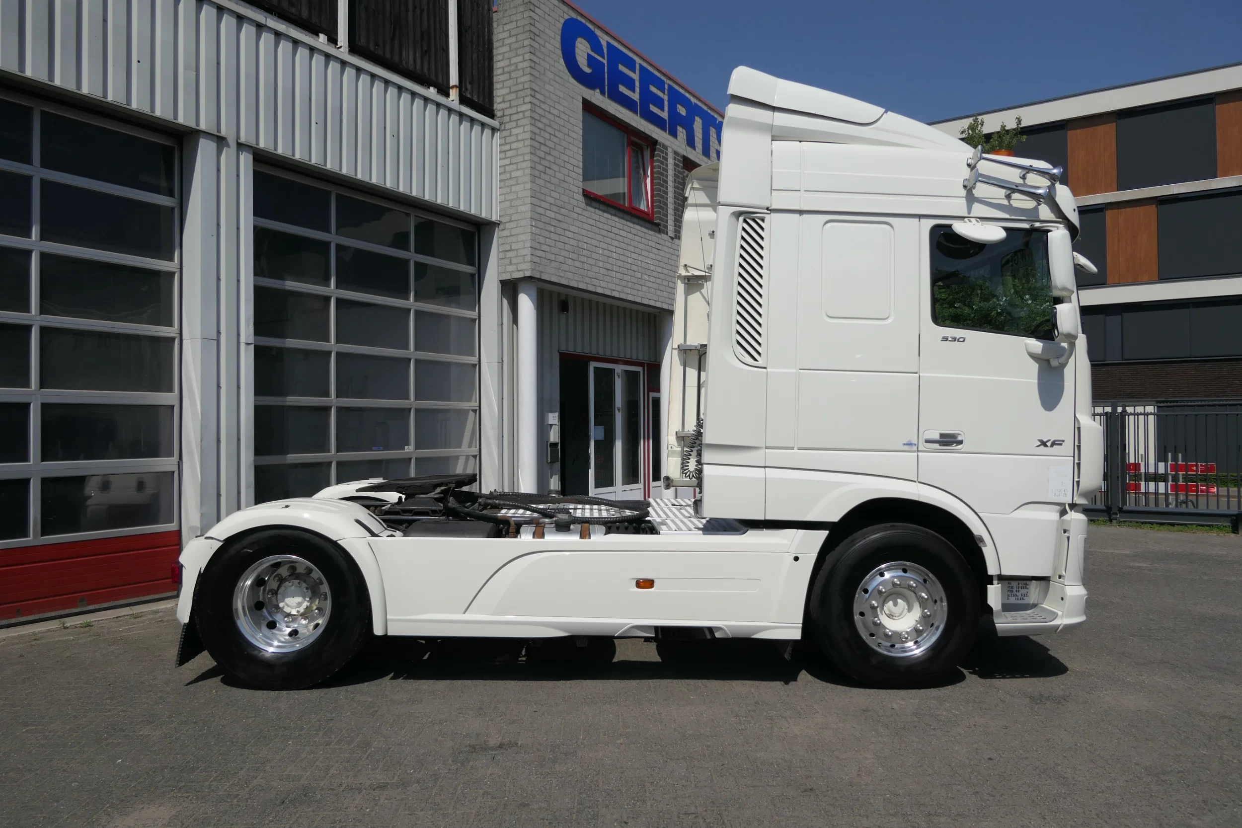 DAF XF 530 2020 - | Hydraulic | Retarder | 544203Km | 2020 | Smart Tacho 2 | Full Air | Roof airco | Stand klima | Leather Seats | Navi | Tv | Microwave | Full Options | Euro6-D | TUV/MOT/APK 05-2027 | French Truck afbeelding 6