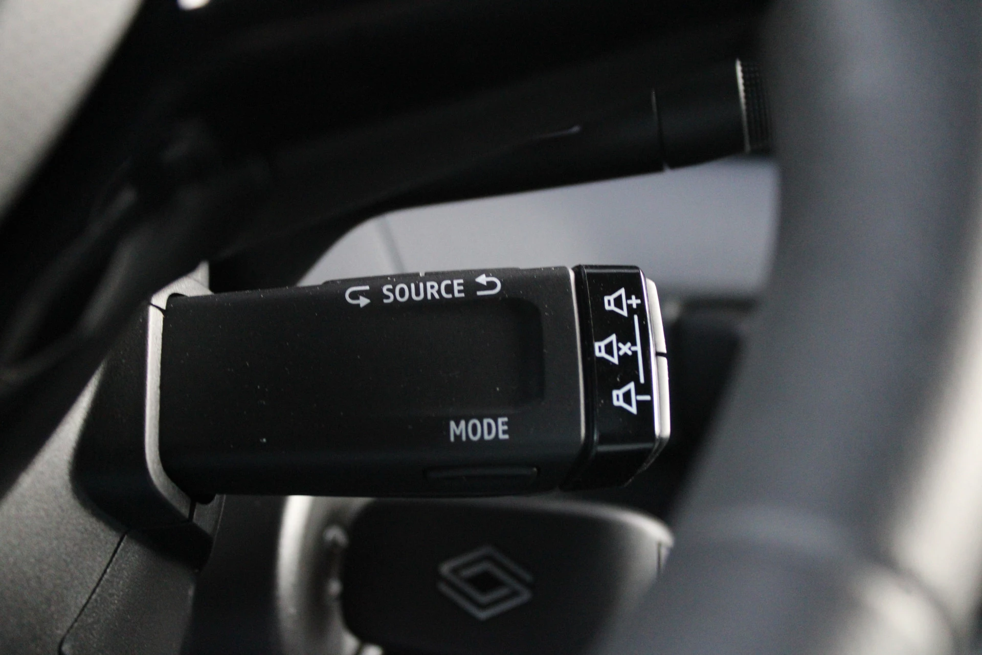 Renault Master 2026 - E-Tech T35 L3H2 Advance Long Range 87 kWh 143pk - Camera - Trekhaak - Cruise - LED - Carplay/Android - Rijklaar Bild 27