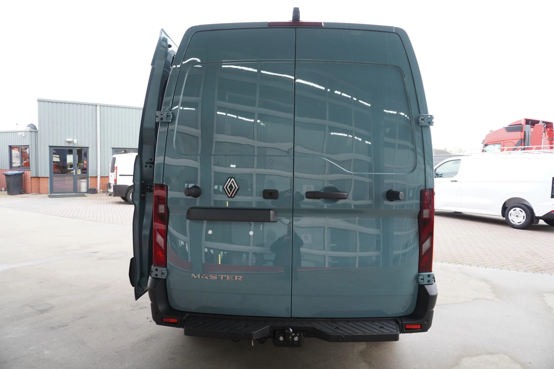 Renault Master 2024 - T35 2.0 dCi 170PK L2H2 Extra Schuifdeur L / R DEMO!! Bild 5