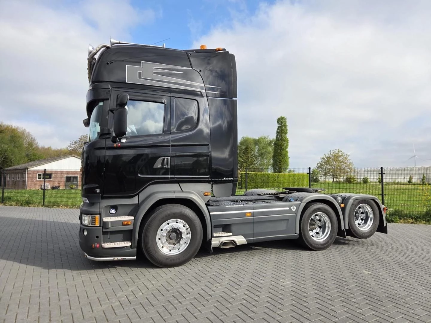 Scania R 2015 - R520 V8 image 7