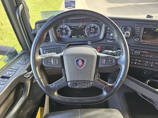Scania R 2023 - R560 image 14