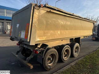 Benalu N/A 2010 - kipper obrazek 5