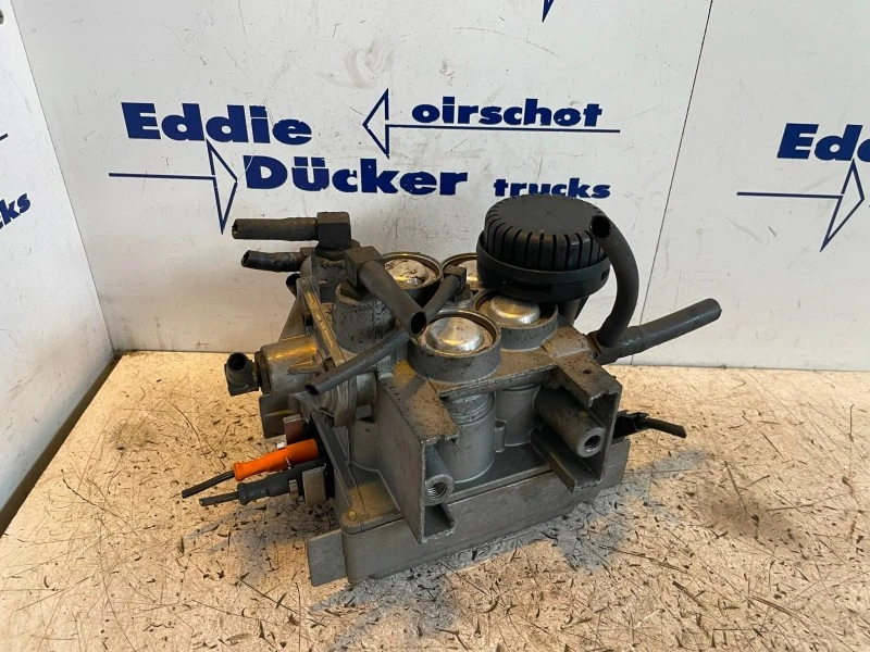 Mercedes-Benz - A 0004292224 EBS MODULATOR WABCO 4801030120 DAF 1505279 zdjęcie 3