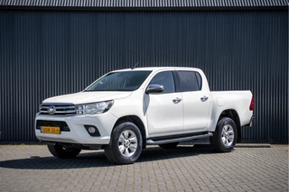 Toyota Hilux 2019 - 2.4 D 4WD | 150 PK | Automaat | Camera | Cruise | Navi | Trekhaak bild 1