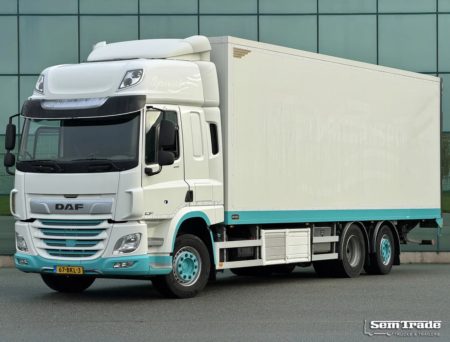DAF CF 450 2018 - FAN 6X2 HEIWO BAK 875 x 250 x 275 CM INW. CARRIER 3.000 KG KLEP SUPER STAAT immagine 1