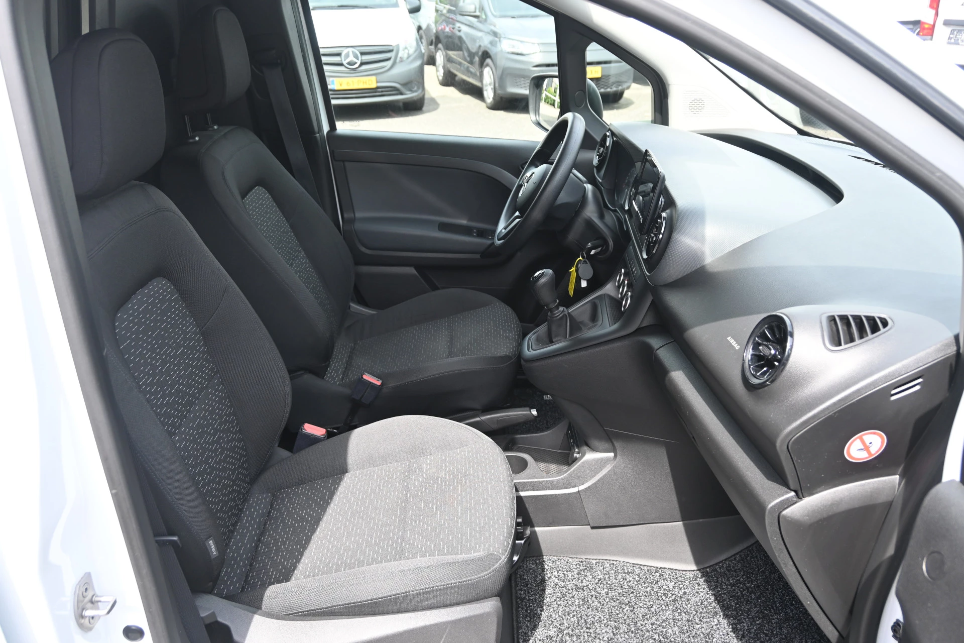 Mercedes-Benz Citan 2022 - 110 CDI L1 Pro image 8