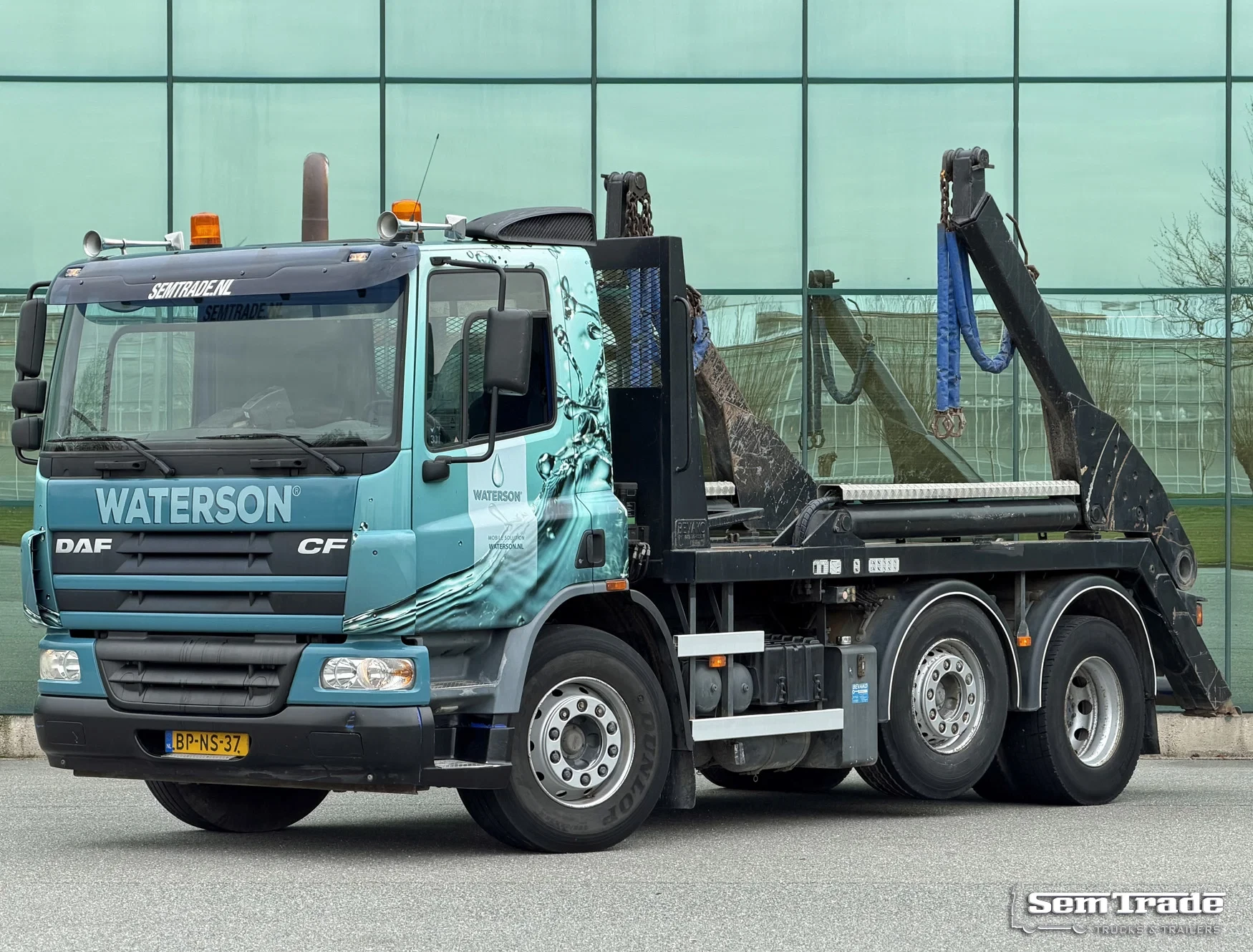 DAF CF 75.310 2004 - MANUAL GEARBOX AIRCO EURO 3 ONLY 208.000 KM SUPER CONDITION HOLLAND-TRUCK obrázek 1