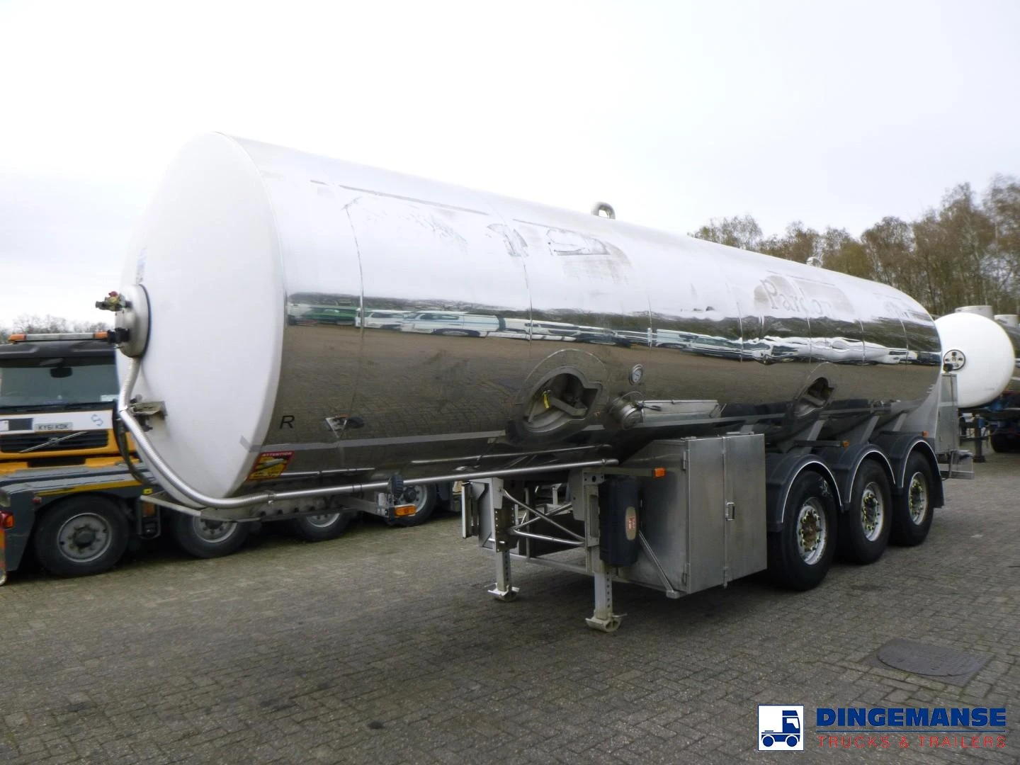 Maisonneuve Food (milk) tank inox 29 m3 / 1 comp + pump 2014 immagine 1