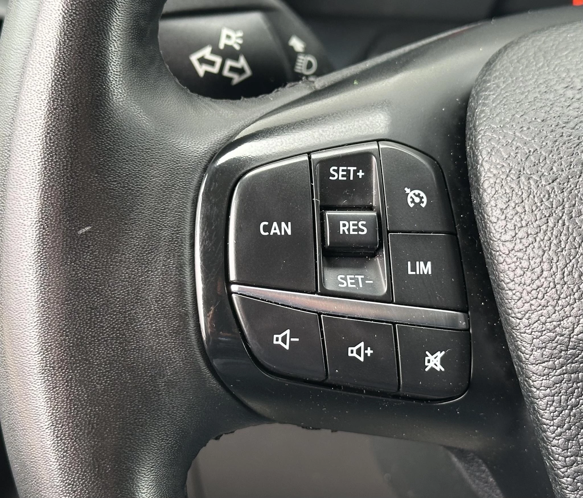 Ford Transit Custom 2023 - 320 2.0 TDCI L2 Trend automaat|navi|trekhaak image 13