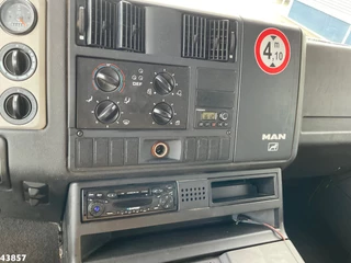 MAN F2000 6x6 Full Steel Manual Palfinger 68 Tonmeter Dachdecker kran Just 54.133 km! 2001 - N/A obrazek 24