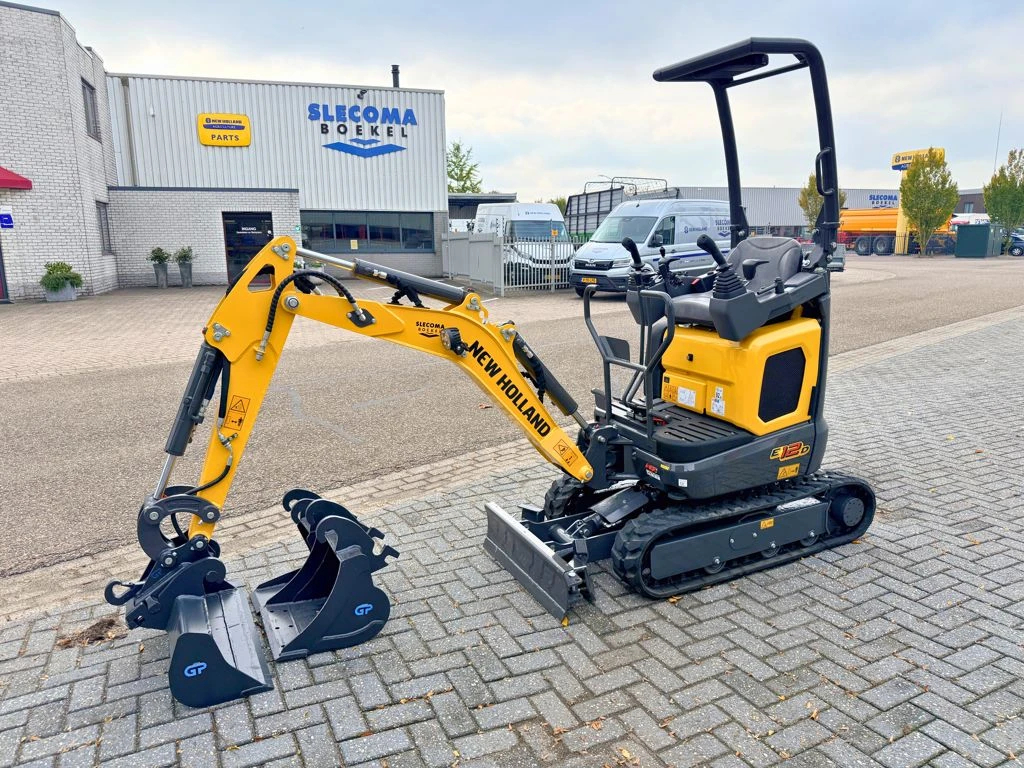 New Holland 2026 - E12D Minigraver afbeelding 1