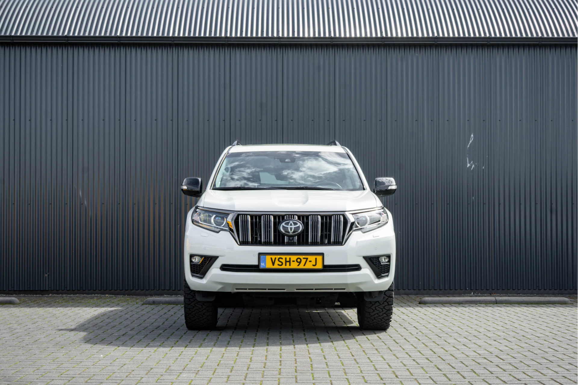 Toyota Land Cruiser 2022 - 2.8D-4D | 204 PK | 4X4 | Vol Opties | Automaat | Luchtvering | 360° camera | Adapt.Cruise | Stoelverw. & -koeling | LED obrázek 3