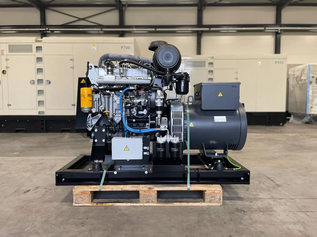 JCB 2025 - 448TGWA-72 - 80kVA marine genset St-5 - DPX-22002 afbeelding 1