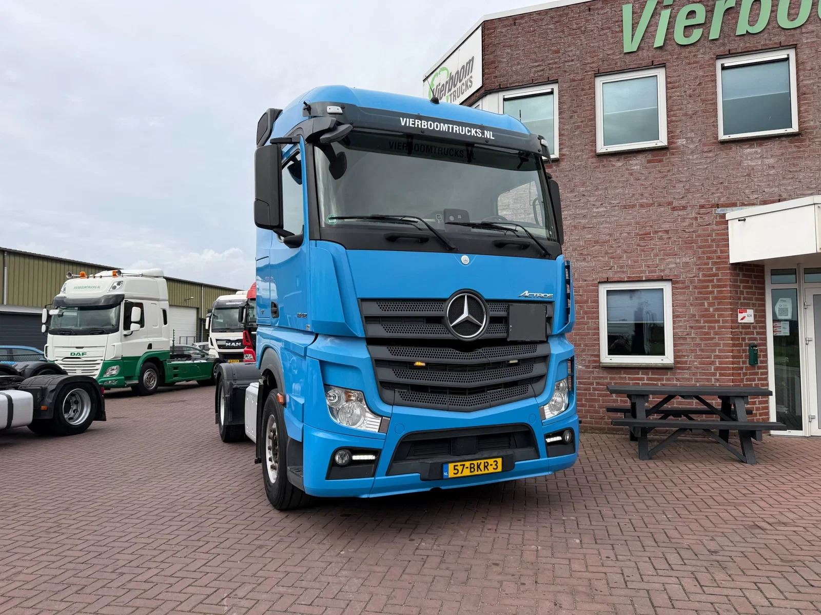 Mercedes-Benz Actros 2018 - ACTROS 1842LS 4X2 / STANDKLIMA / SMART TACHO /NL-TRUCK afbeelding 1