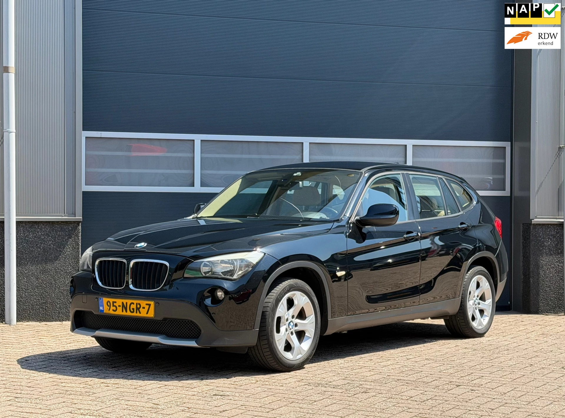 BMW X1 2010 - SDrive18i Exe bj.2010 Navi|Pdc|Lees tekst. obrázek 1