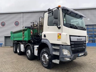 DAF CF410 2014 - / 8X4 / BIG AXLE / FULL-STEEL /2 SIDE TIPPER/ ONLY:363247 KM  / AUTOMATIC / EURO-6 / 2014 image 2