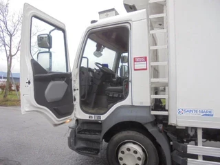 Renault D 2020 - 210 FRC 2026 zdjecie 14