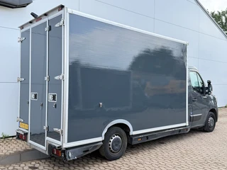 Renault Master 2022 - Plancher T35 2.3 DCI 150PK Automaat Bakwagen Airco Cruise Control Camera Foodtruck Meubelbak Paardenwagen image 2 thumbnail