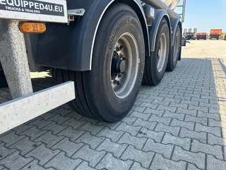 Van Hool N/A 2014 - FOOD / RVS chassis / empty weight: 5.860kg / 29.500L / 1-comp.+ 1 baffel / discbrakes / NL / APK: 05/2027 obrazek 24